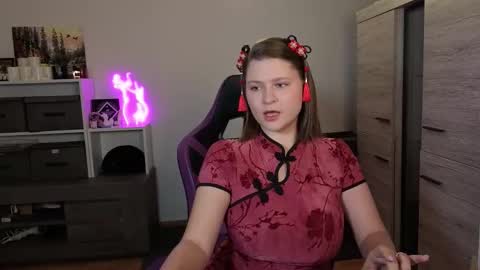 Tina Angel online show from 09.30.25