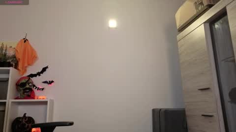 Tina Angel online show from 10.11.25