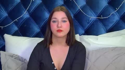 TinaBurton online show from 12.20.25