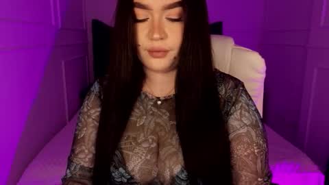 hi im curvy babyface girlie Tina online show from 03.27.26