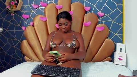 Snapshot of tinajones20 chatting on 01.25.25 Tina online show from 01.25.25