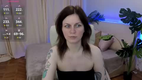 TinaMelt online show from 10.08.25