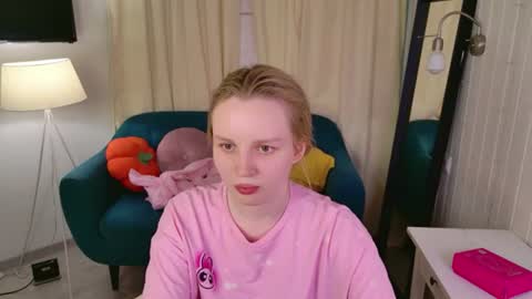tinasiner online show from 06.11.26