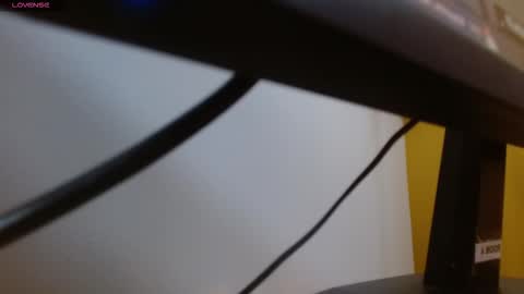 Snapshot of tinisweet chatting on 11.11.25 tinisweet online show from 11.11.25