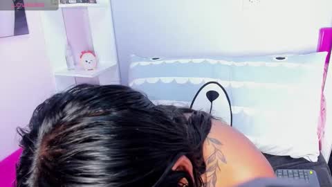 Snapshot of tinna_noa chatting on 02.08.26 tinna noa online show from 02.08.26