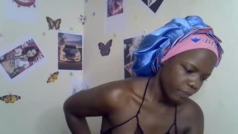 tinnie_e online show from 01.10.26