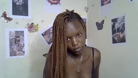 tinnie_e online show from 01.11.26