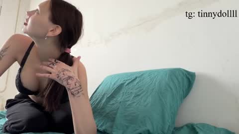 Snapshot of tinnydoll chatting on 04.30.26 TinnyDoll online show from 04.30.26