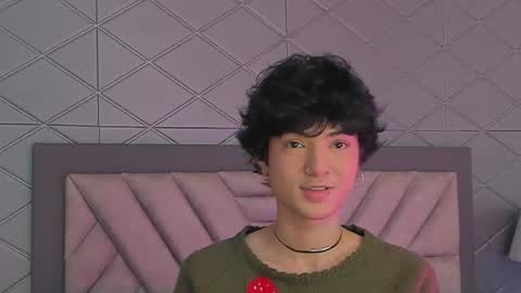 Thomm  Independent Model online show from 06.03.26