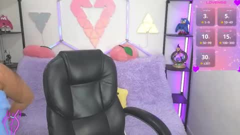 tiny_vixen_ online show from 12.26.24