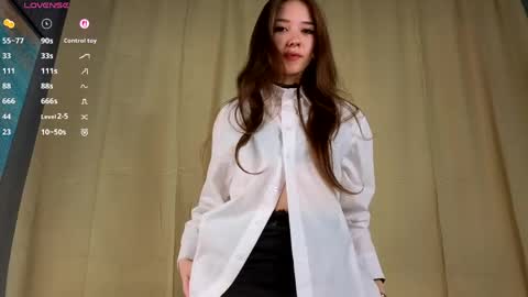 Annie online show from 05.30.26