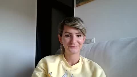 Snapshot of tinymoony chatting on 10.09.25 Luna My FREE Of online show from 10.09.25