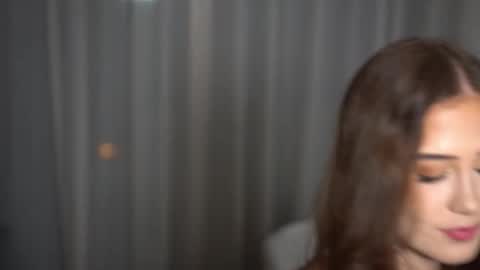 Snapshot of tinyxstar chatting on 11.07.25 Lili online show from 11.07.25