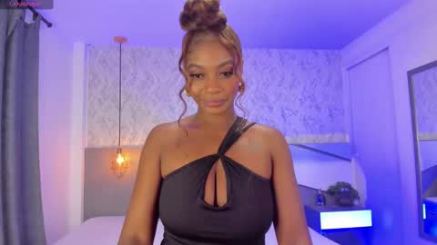 Snapshot of tisha_cole chatting on 11.15.25 Tisha online show from 11.15.25