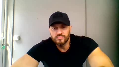 titan_heart online show from 08.05.26