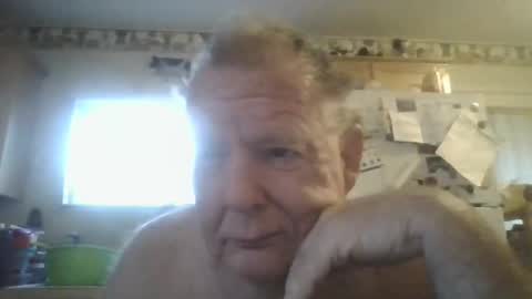 Snapshot of tiusflow chatting on 11.11.25 tiusflow online show from 11.11.25