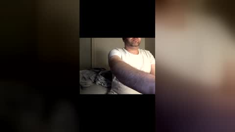 Snapshot of tjo01 chatting on 12.15.25 tjo01 online show from 12.15.25