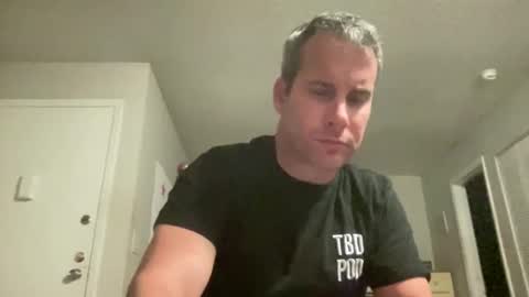 tleigh24 online show from 12.20.25