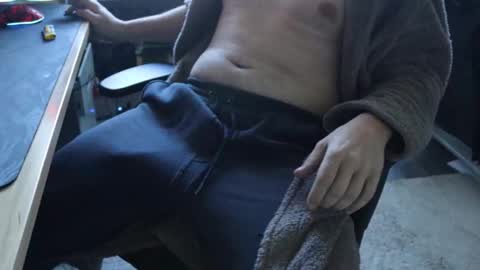 Snapshot of toarte chatting on 10.24.25 toarte online show from 10.24.25