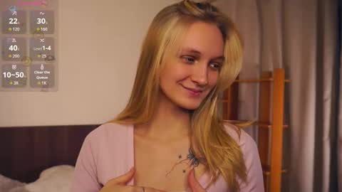 Snapshot of tobicovitt chatting on 11.19.25 Mary online show from 11.19.25