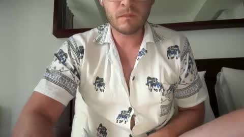 Snapshot of tobster1989 chatting on 03.01.26 tobdog online show from 03.01.26