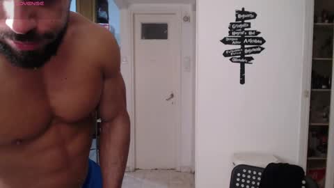 Snapshot of todd_dantes chatting on 03.01.25 Todd online show from 03.01.25