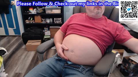 Snapshot of toddbator chatting on 01.30.25 Todd Bator online show from 01.30.25