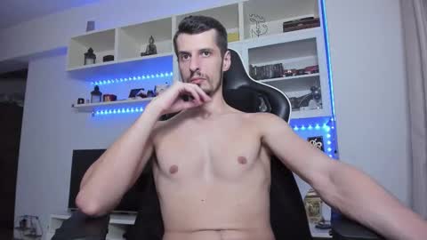 Snapshot of toddclaytonn chatting on 10.23.25 Todd online show from 10.23.25