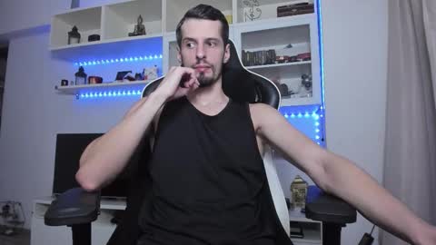 Snapshot of toddclaytonn chatting on 10.27.25 Todd online show from 10.27.25