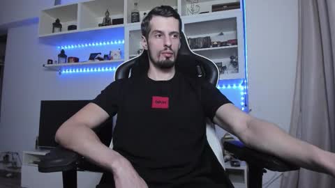 Snapshot of toddclaytonn chatting on 11.03.25 Todd online show from 11.03.25