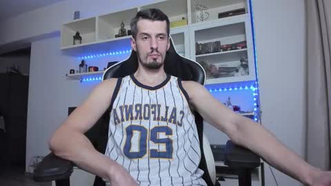 Snapshot of toddclaytonn chatting on 11.30.25 Todd online show from 11.30.25