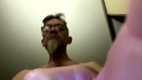 Snapshot of toddmacg chatting on 02.02.26 toddmacg online show from 02.02.26