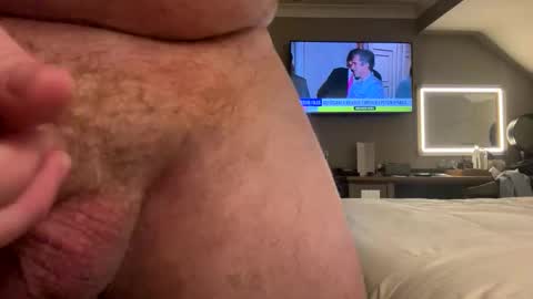 Snapshot of toffeeman3 chatting on 11.12.25 toffeeman3 online show from 11.12.25