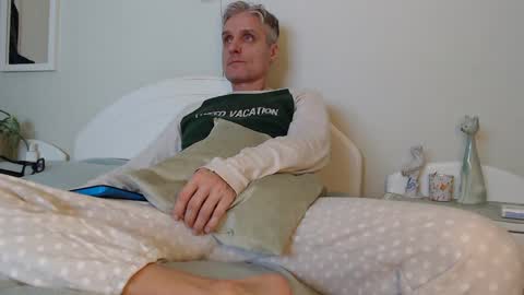 Daniel Bisexual uncut 20cm online show from 02.02.25