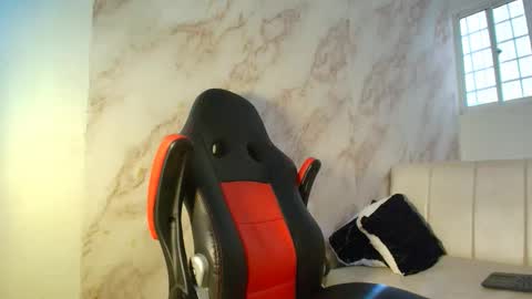 toji lee online show from 01.11.26