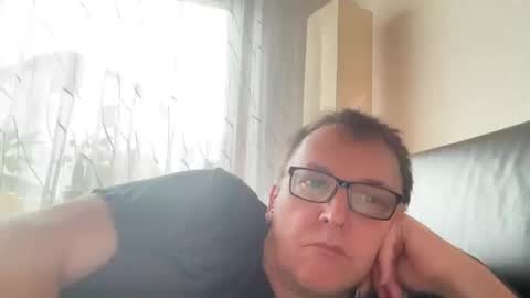 Snapshot of tom6644 chatting on 01.31.25 Tom online show from 01.31.25