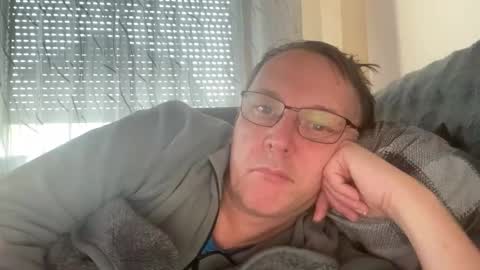 Tom online show from 03.04.26