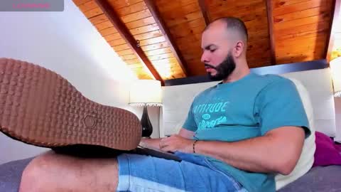   online show from 11.07.25