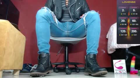 Tom online show from 02.11.25