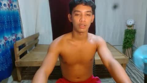 Snapshot of tom_denzel chatting on 02.08.26 jay online show from 02.08.26