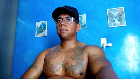 Snapshot of tom_miller chatting on 11.22.25 Tom Miller online show from 11.22.25