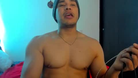 Tom Sin online show from 03.01.26