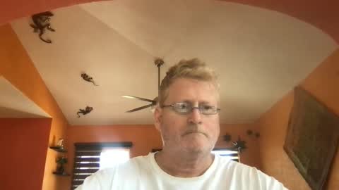 Hola online show from 04.30.26