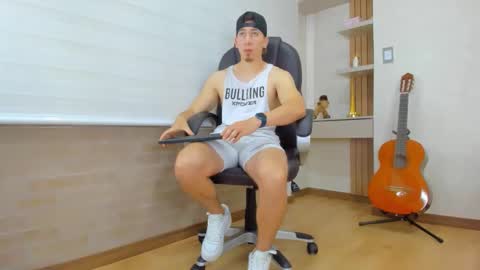 Tom Bardem online show from 12.14.25