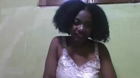 Snapshot of tomboasy chatting on 09.23.25 tomboasy online show from 09.23.25