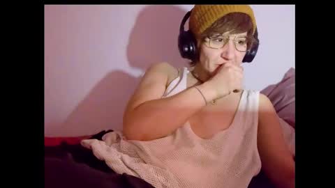 Snapshot of tomboy_titties chatting on 11.29.25 tomboy_titties online show from 11.29.25