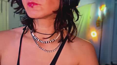 tomboy_titties online show from 06.17.26