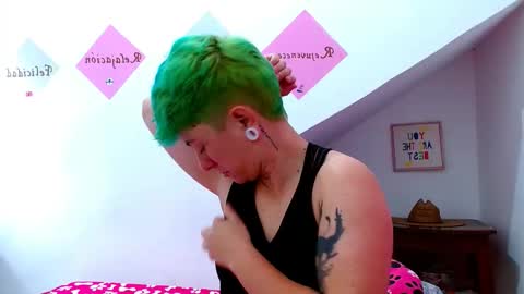 Snapshot of tomboyblue chatting on 10.29.25 Blue online show from 10.29.25