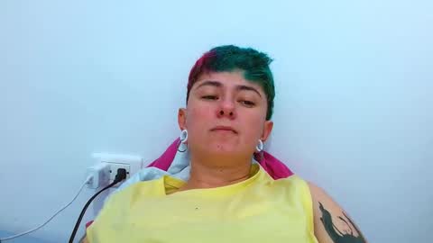 Snapshot of tomboyblue chatting on 12.13.25 Blue online show from 12.13.25