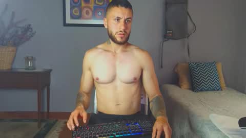 tomDavisXl online show from 03.04.26